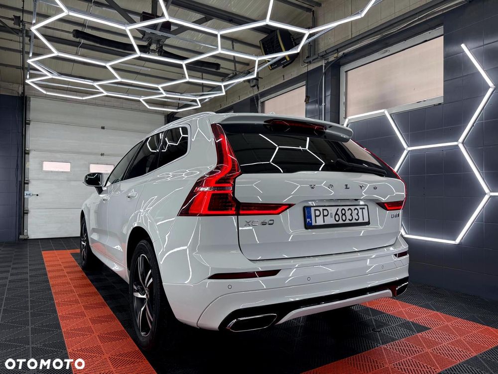 Volvo XC 60 D4 AWD Geartronic RDesign - 5