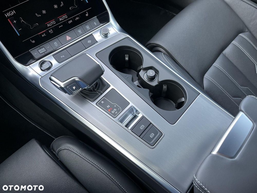 Audi A6 Avant - 31
