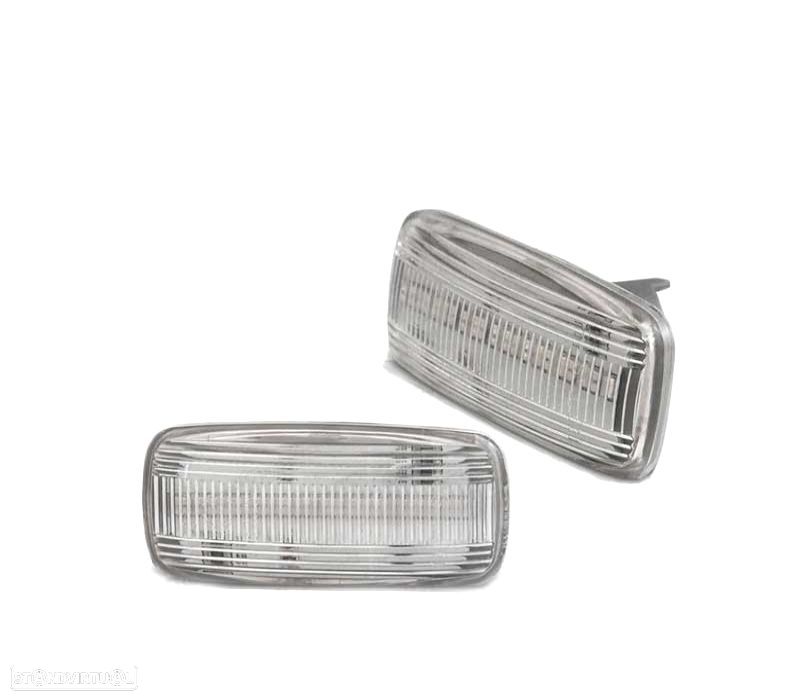 PISCAS LATERAIS LED BRANCOS PARA AUDI A3 A4 A6 TT - 3