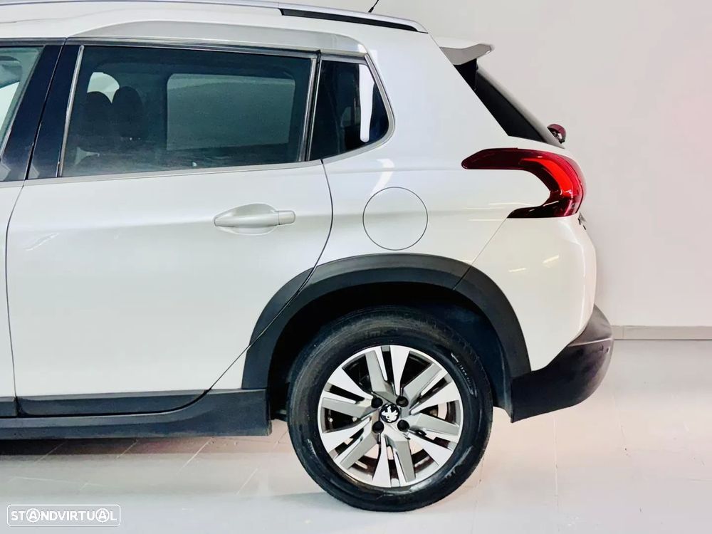 Peugeot 2008 1.6 BlueHDi Allure - 15