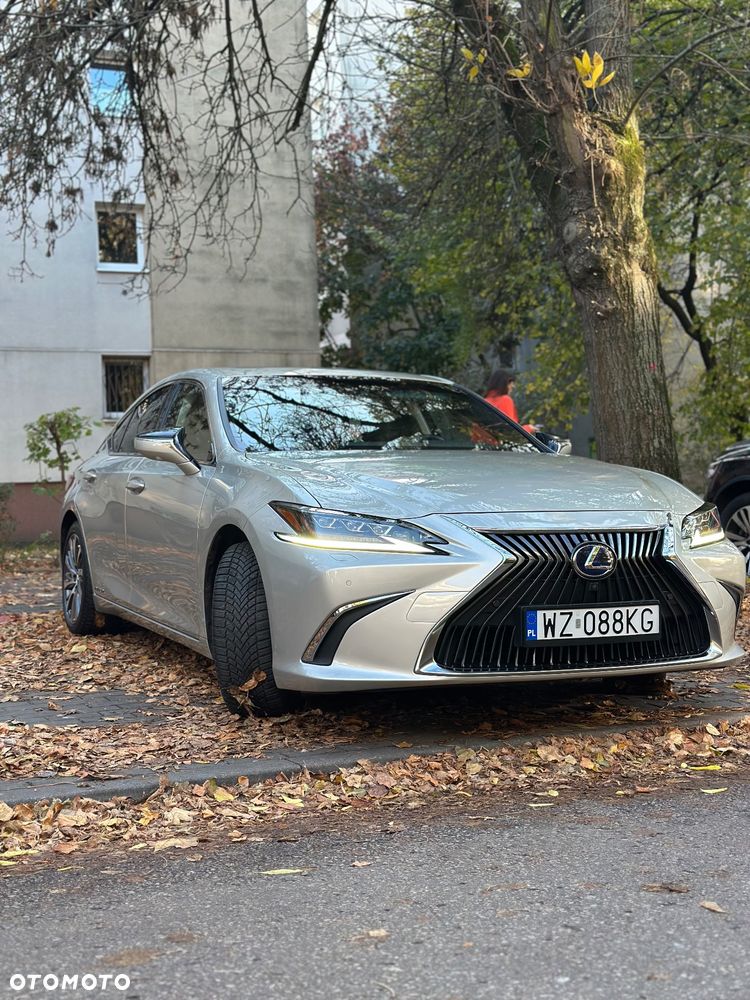 Lexus ES 300h Prestige - 1