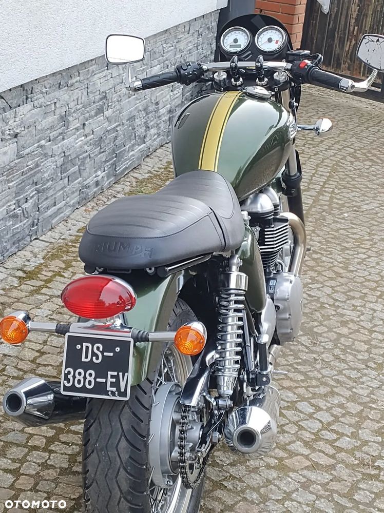 Triumph Thruxton - 4