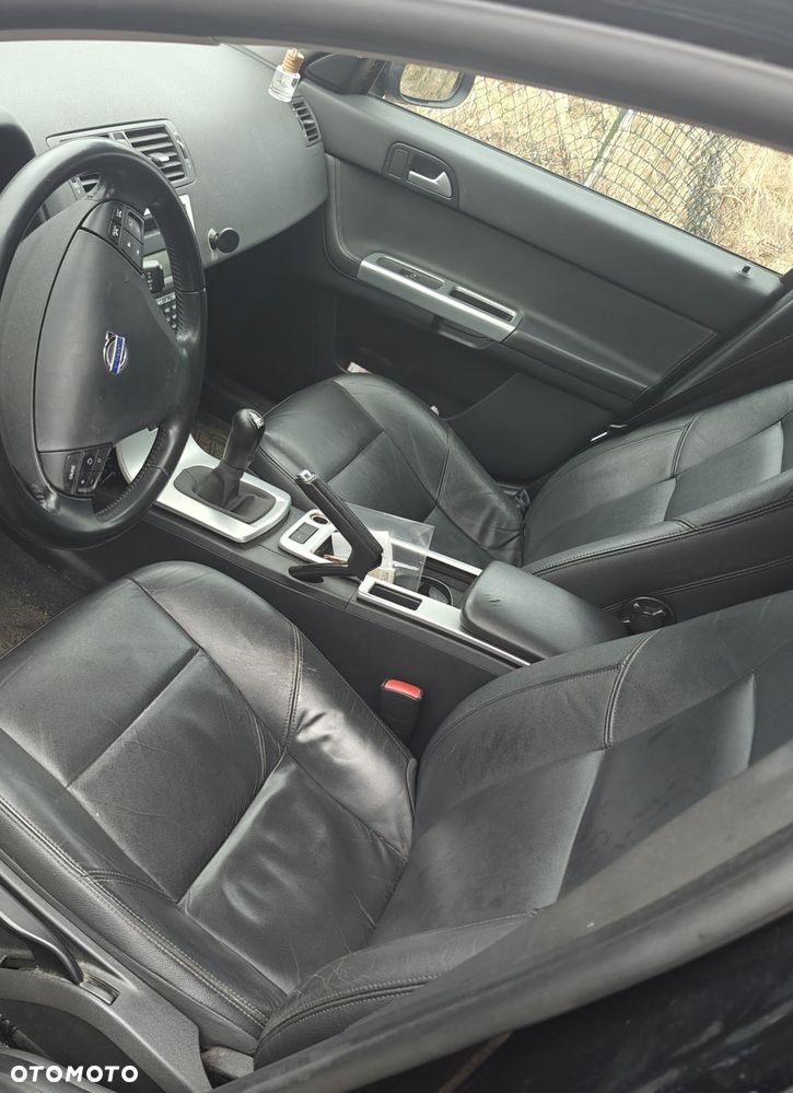 Volvo V50 - 4