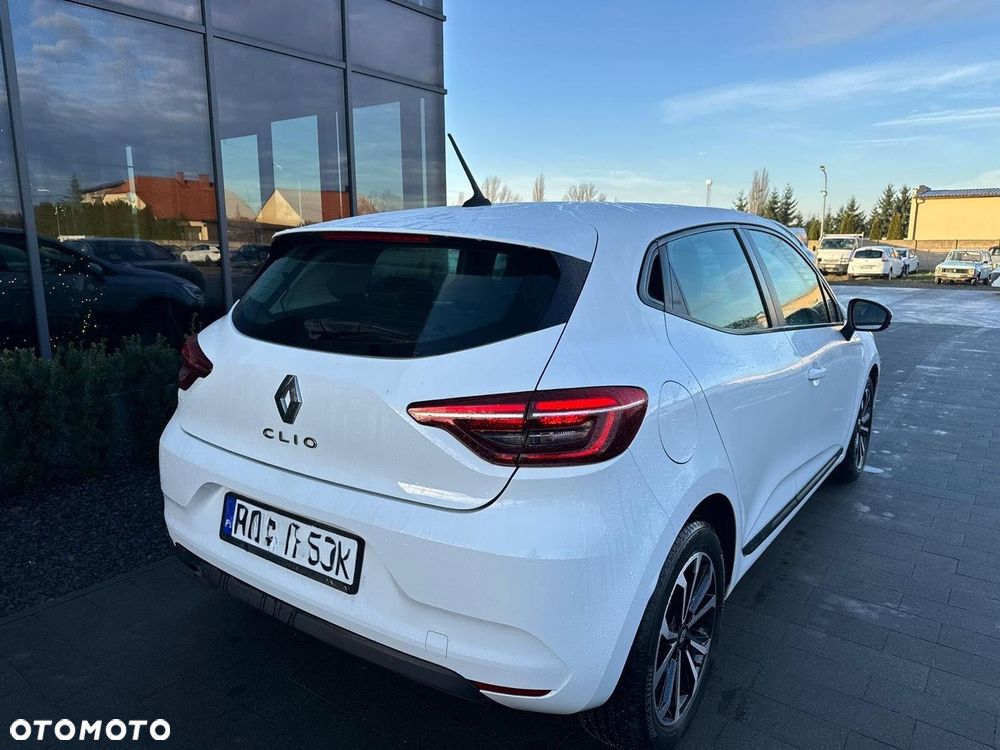 Renault Clio - 2