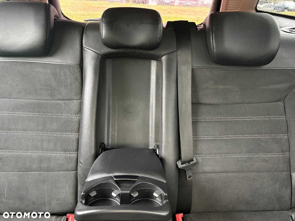 Ford Mondeo - 7