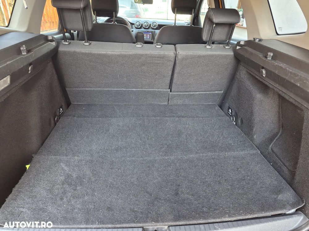 Dacia Duster Blue dCi 115 4WD Comfort - 10