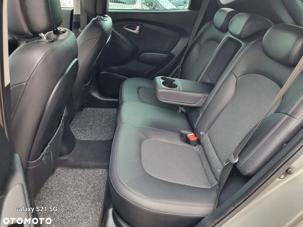 Hyundai ix35 2.0 2WD Style - 12