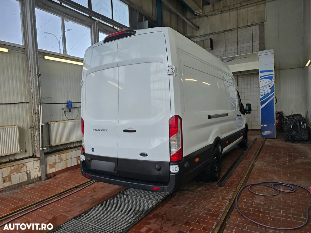 Ford Transit - 4