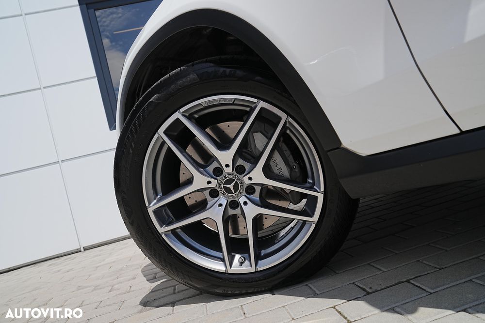 Mercedes-Benz GLC Coupe 220 d 4Matic 9G-TRONIC AMG Line - 24