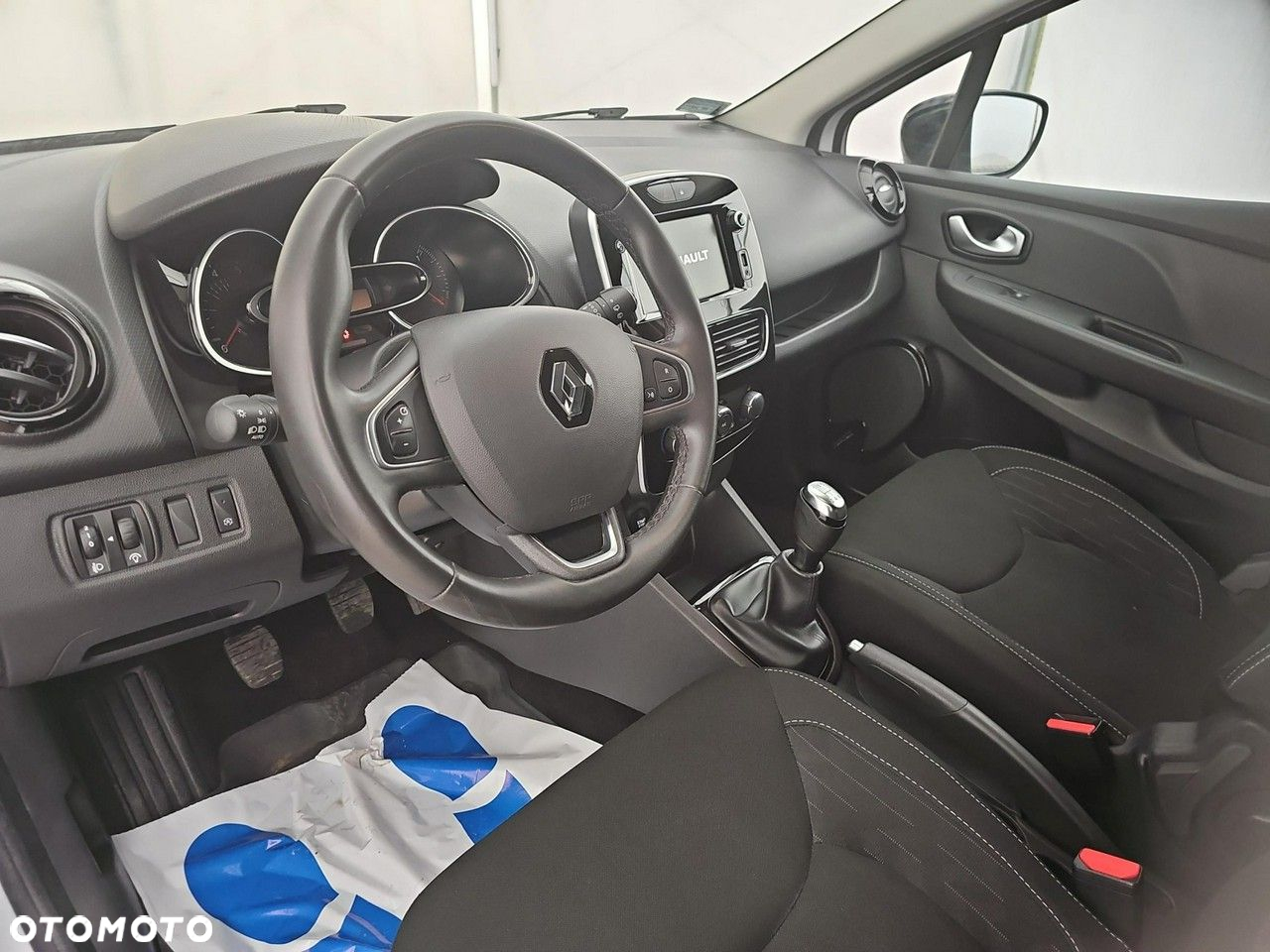 Renault Clio - 13