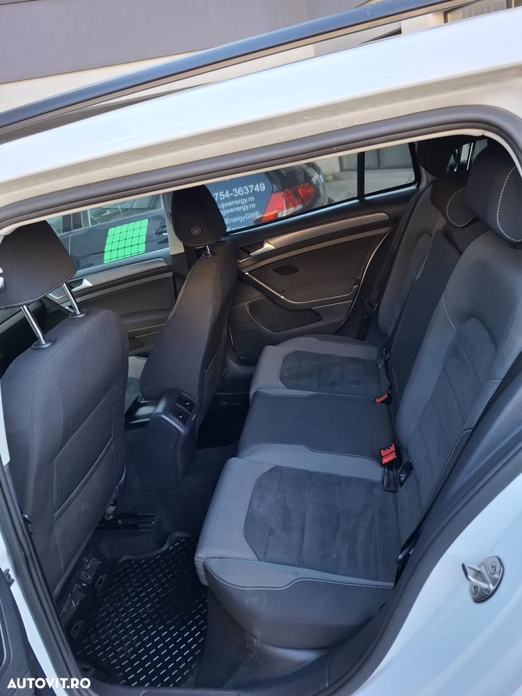 Volkswagen Golf 1.6 TDI Comfortline - 8
