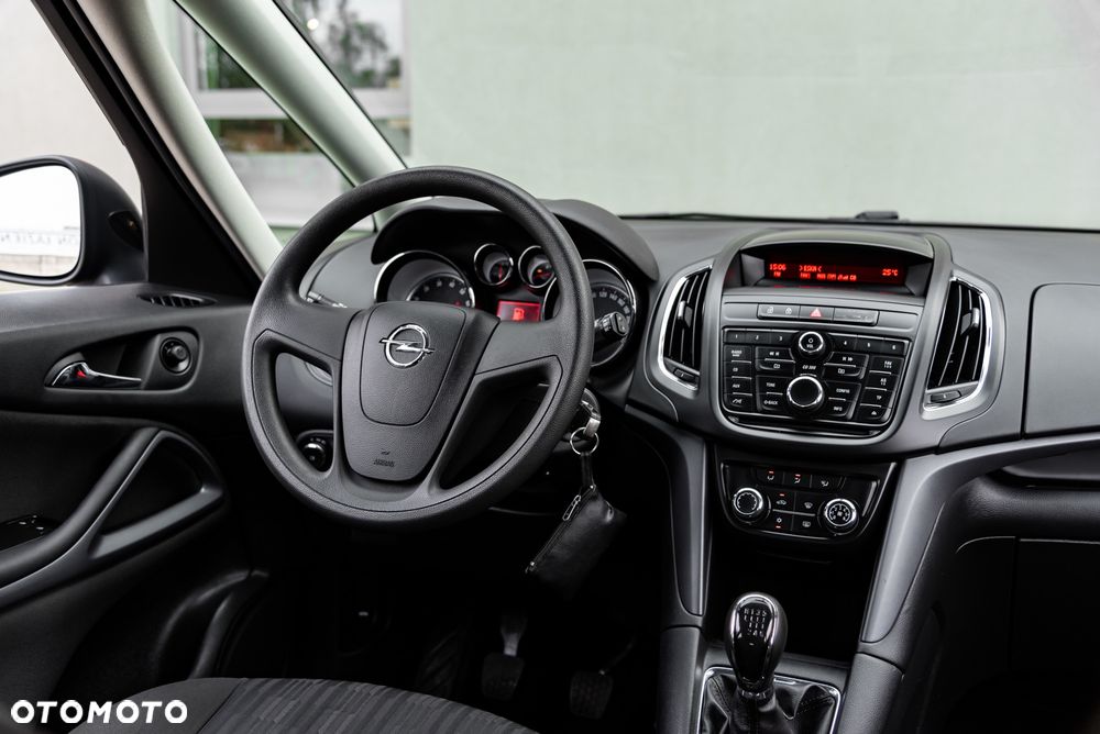 Opel Zafira Tourer 1.4 Turbo Sport - 25