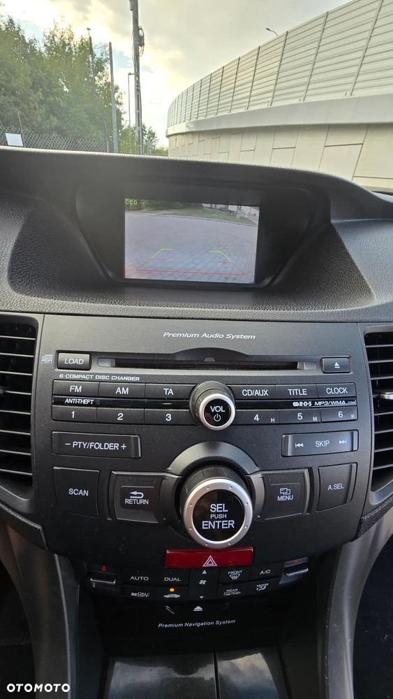 Honda Accord 2.0 Executive - 9