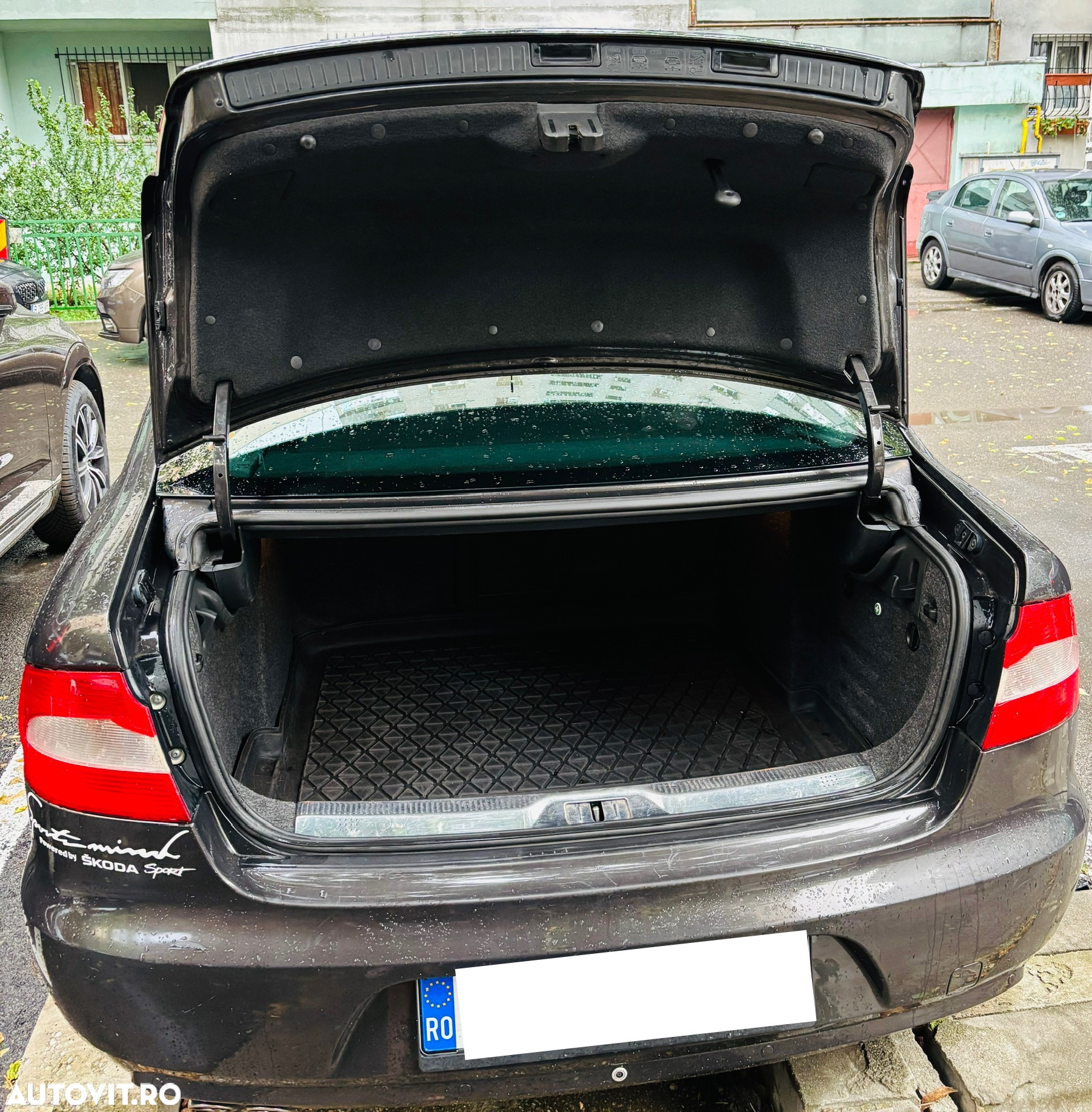 Skoda Superb 2.0 TDI Elegance - 6