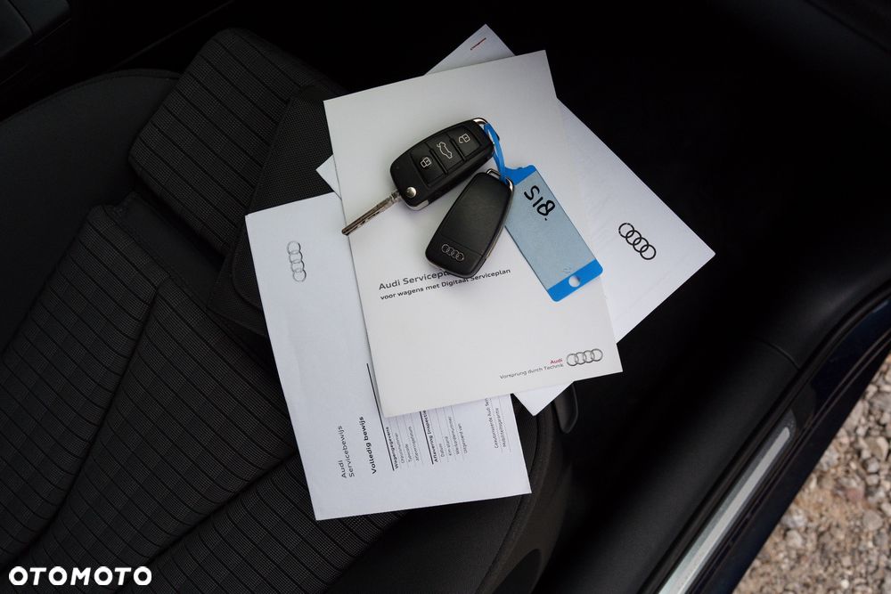 Audi A3 3-drzwiowe 1.6 TDI design - 23
