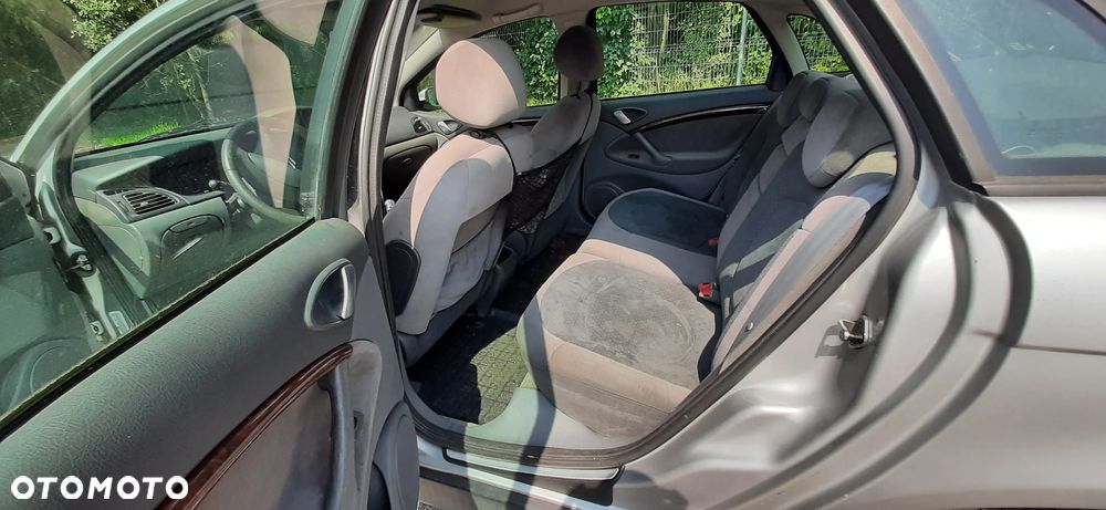 Citroën C5 2.0i 16V Prestige - 9