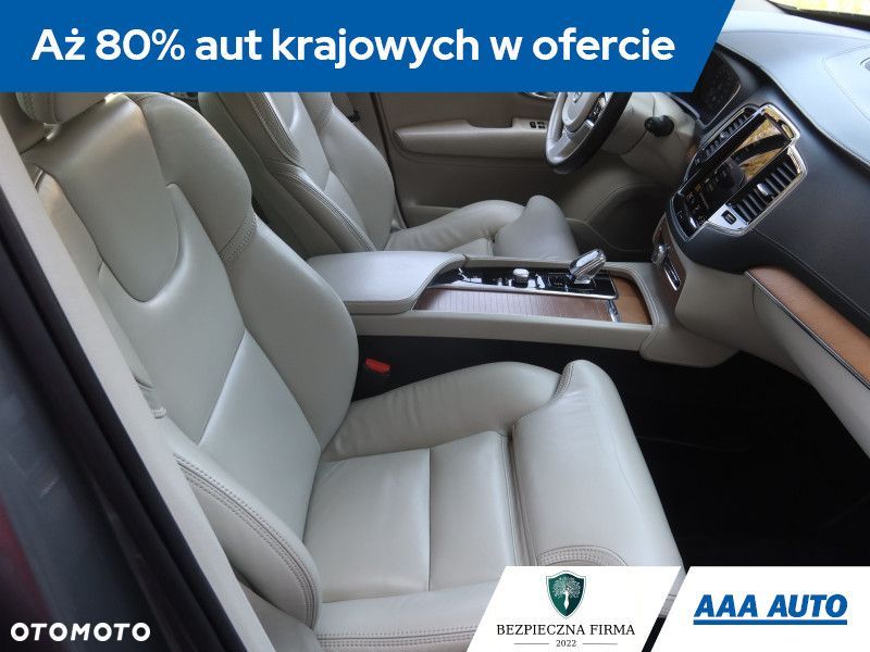 Volvo XC 90 - 11