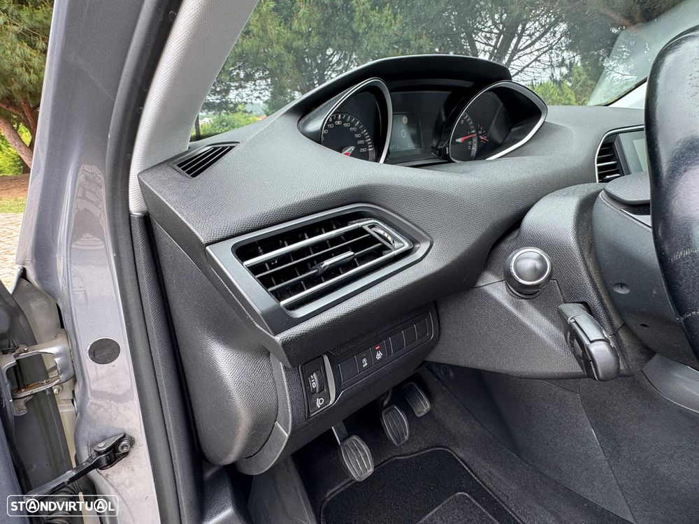 Peugeot 308 BlueHDi FAP 100 Stop & Start Active Pack - 14