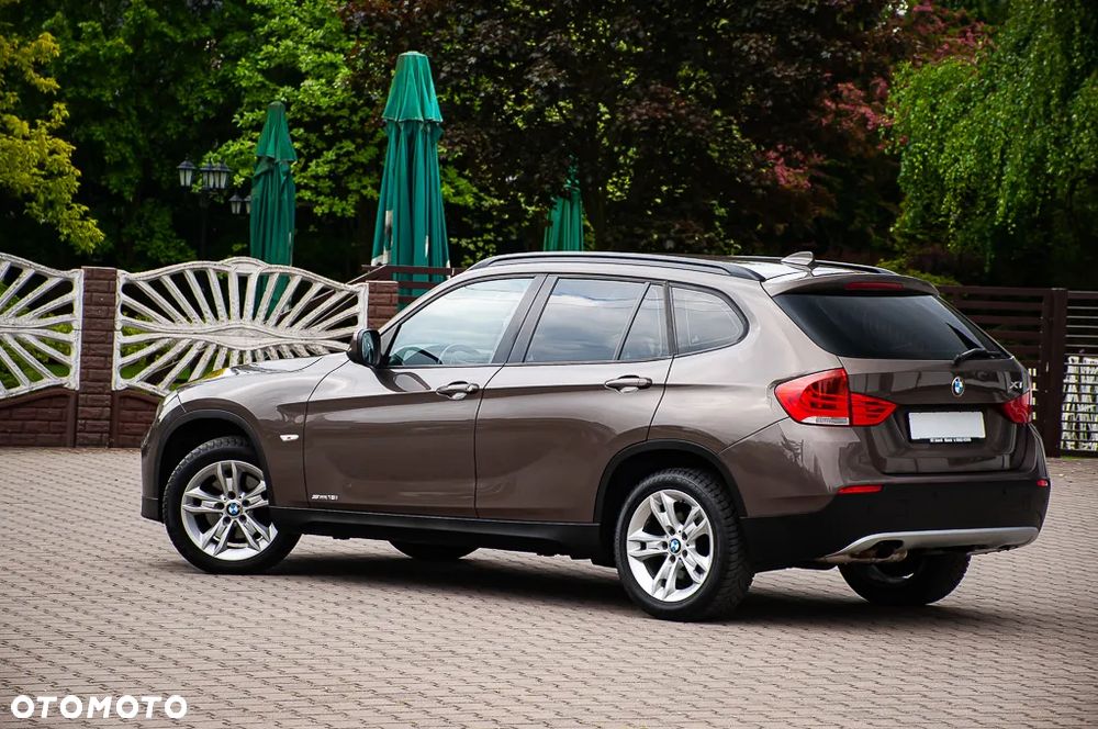 BMW X1 sDrive18i - 25