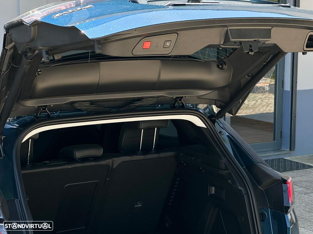 Peugeot 3008 1.6 Hybrid Allure Pack e-EAT8 - 27