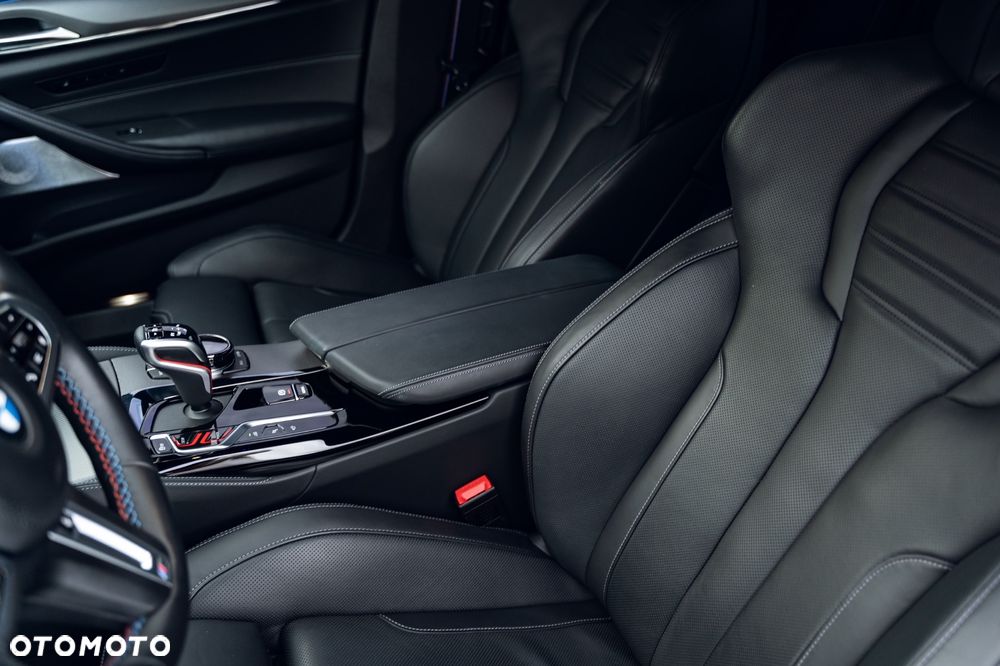 BMW M5 Competition - 26