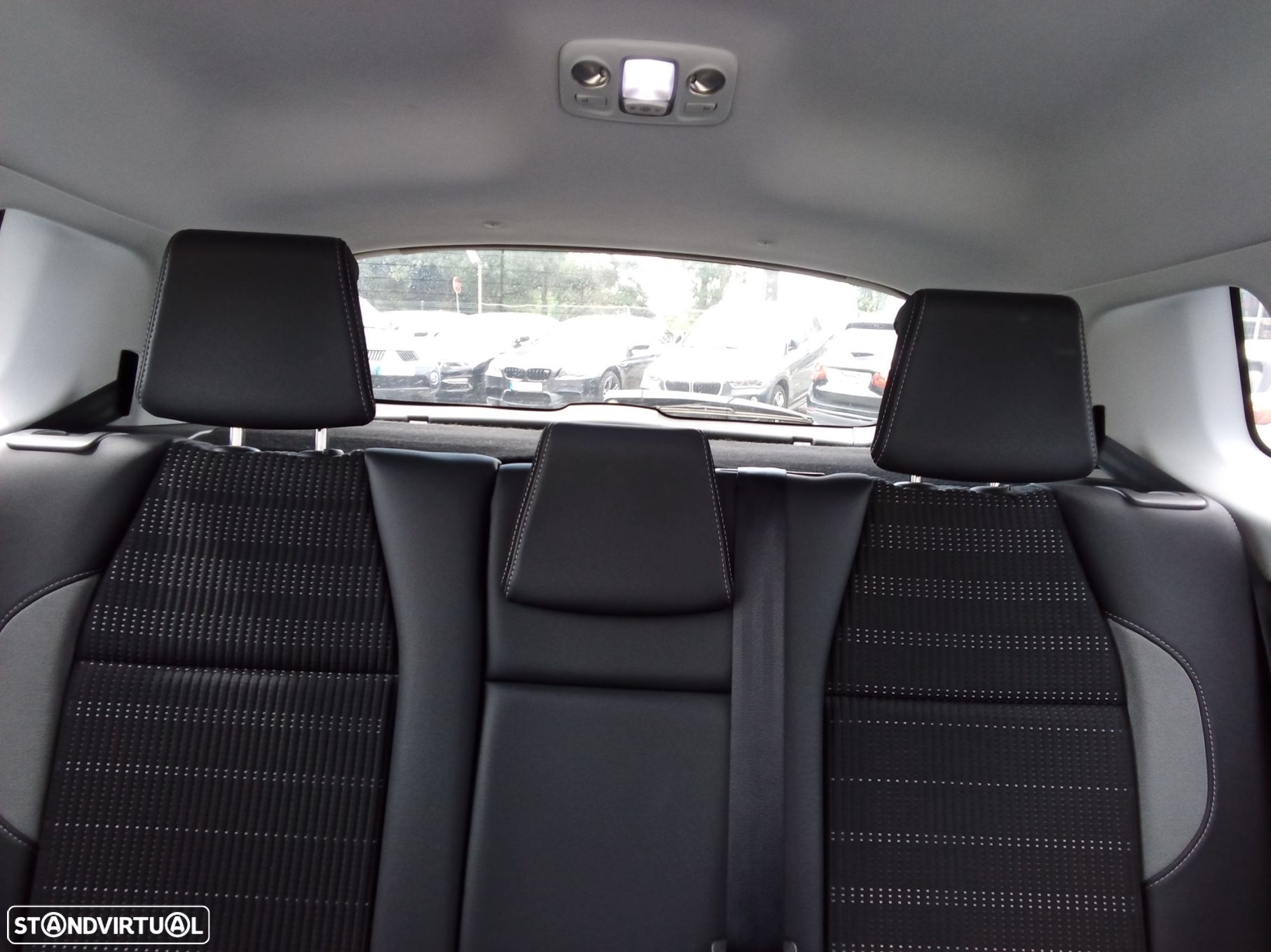 Peugeot 2008 1.2 VTi Active - 26