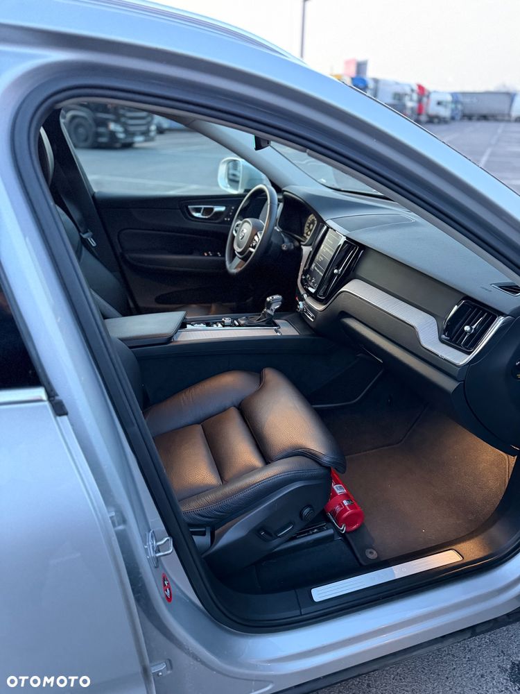 Volvo XC 60 T5 AWD Geartronic Inscription - 12