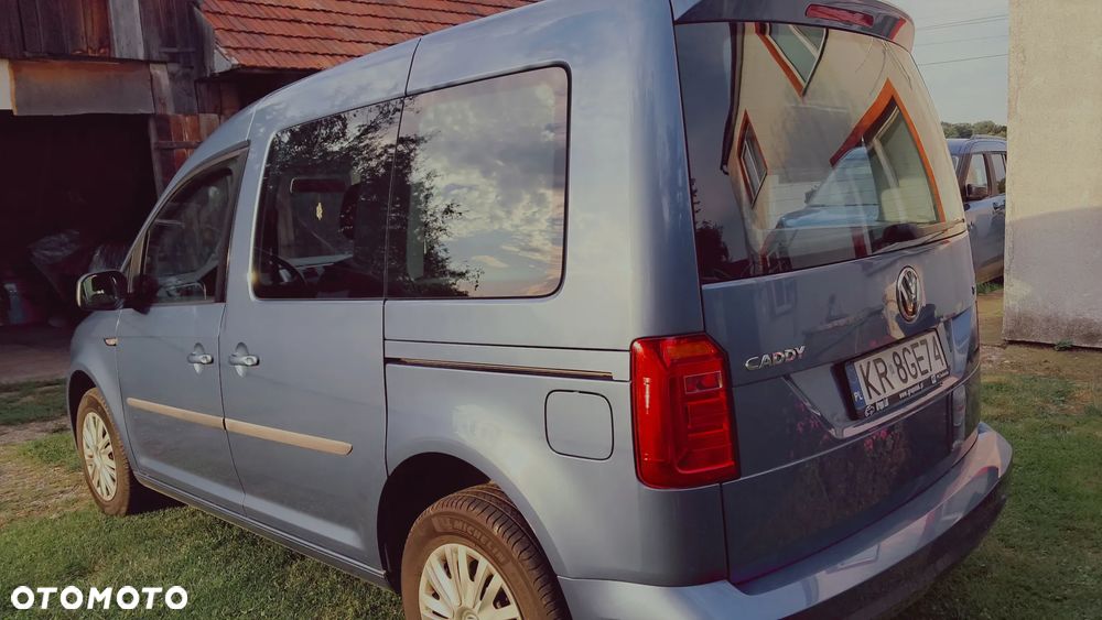 Volkswagen Caddy 2.0 TDI Comfortline - 4