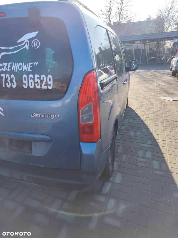Citroen Berlingo 2  2011 1,6d na części szyba lampa lusterko - 9