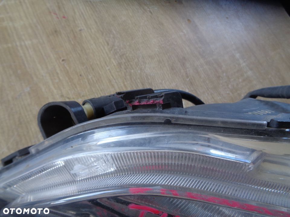 HYUNDAI TUCSON HALOGEN III LED LEWY PRZÓD EUROPA - 2