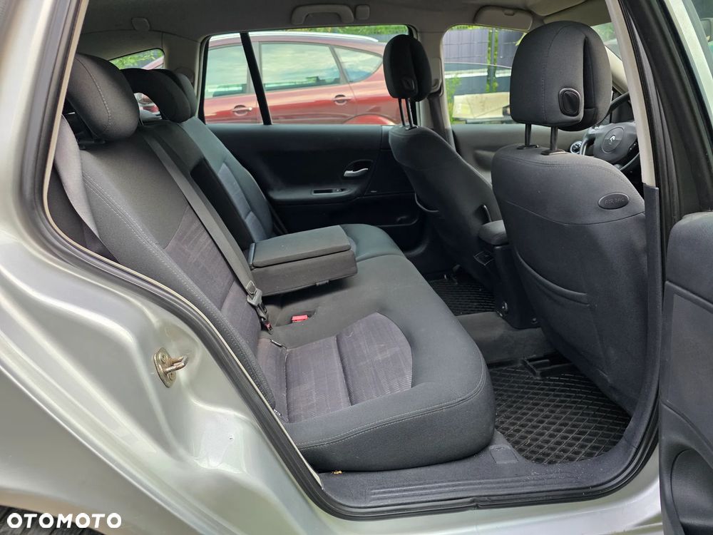 Renault Laguna 1.9 dCi Confort Expression - 5