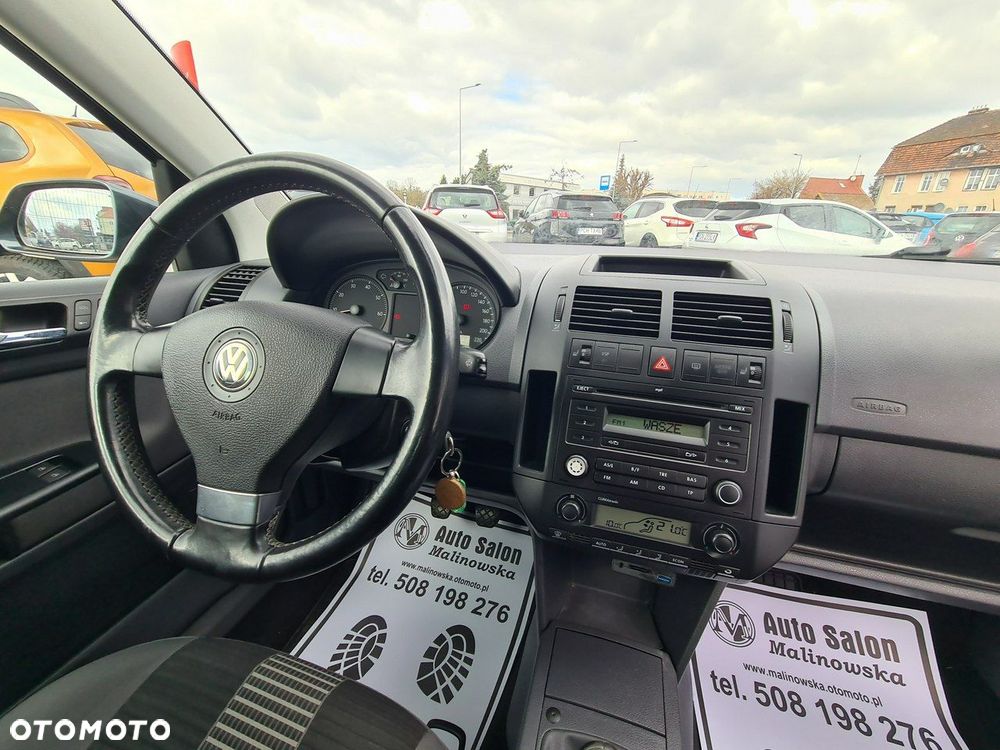 Volkswagen Polo 1.6 Trendline - 9