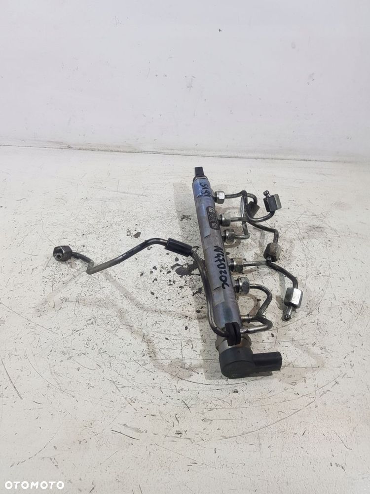 listwa wtryskowa 7809127 bmw e90 e87 e91 x3 2.0 d n47d20c - 4