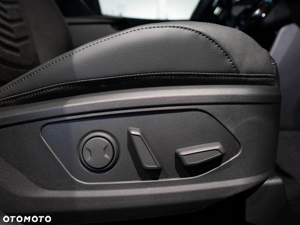 Hyundai Tucson 1.6 T-GDi HEV Executive 2WD - 29