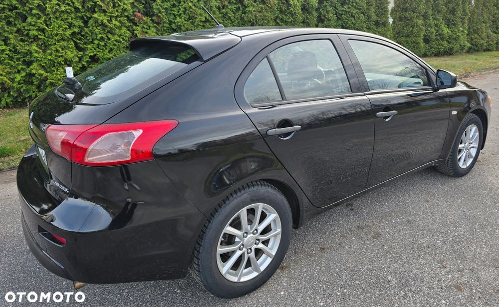 Mitsubishi Lancer 1.6 - 29