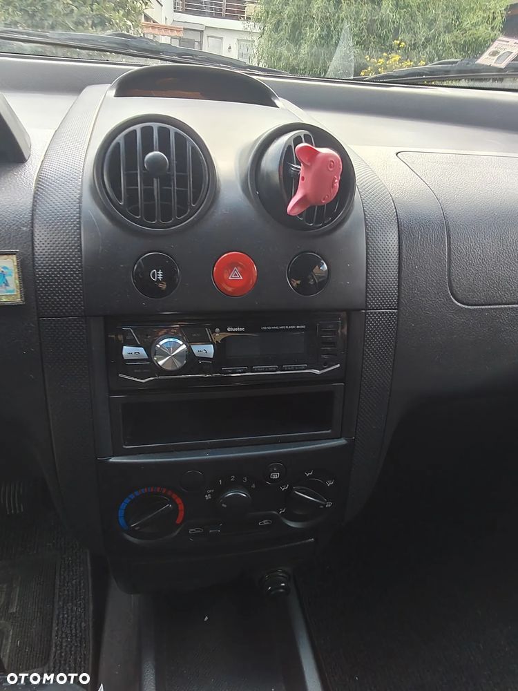 Chevrolet Aveo - 7