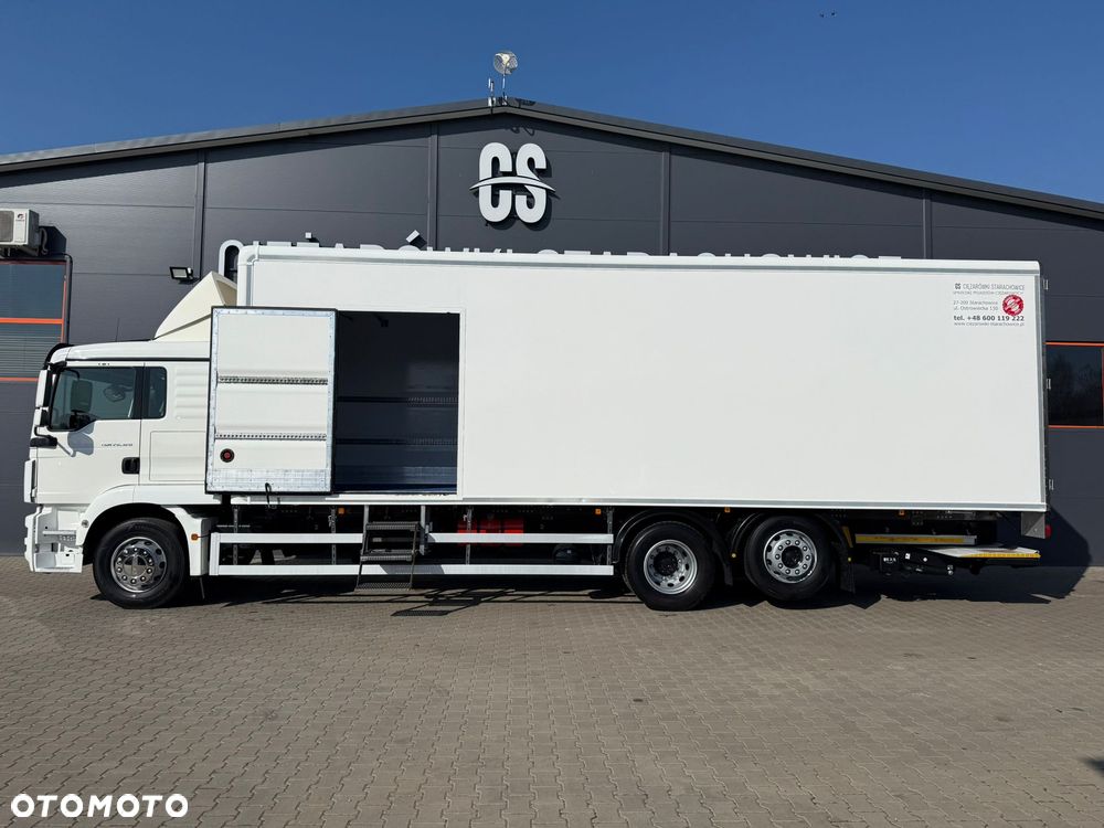 MAN TGM TGS TGX 26.320 chłodnia multitemperatura  22Epal // sypialka // oś skrętna - 8