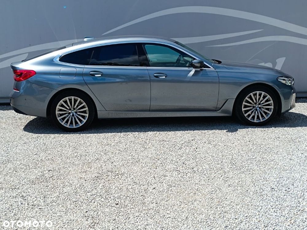 BMW 6GT - 13