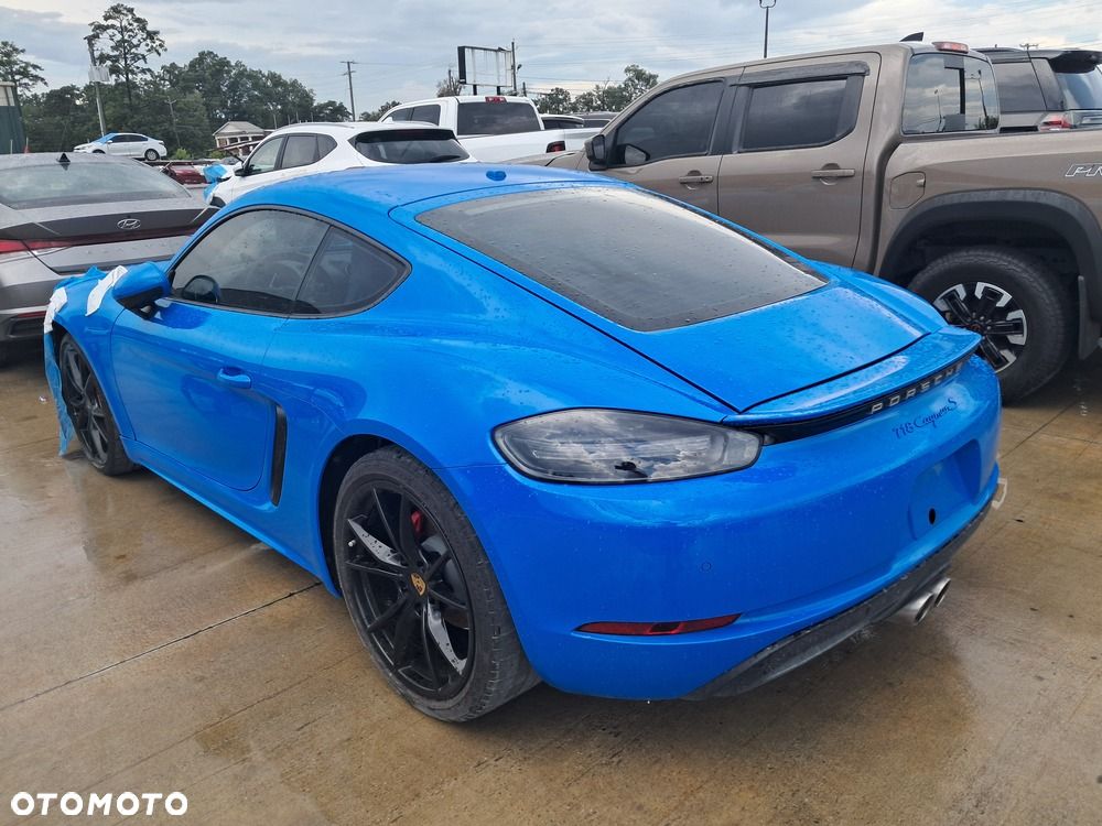 Porsche Cayman