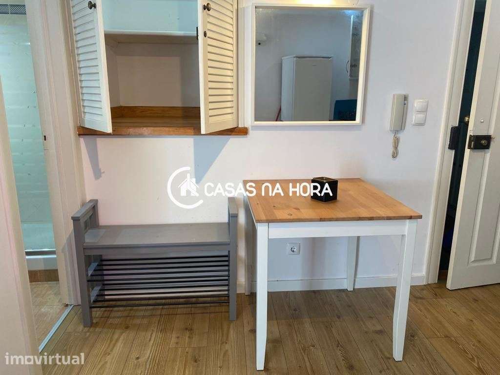 Estúdio Totalmente Equipado e Mobilado em Alfama (junto à Estação S... - Grande imagem: 4/16