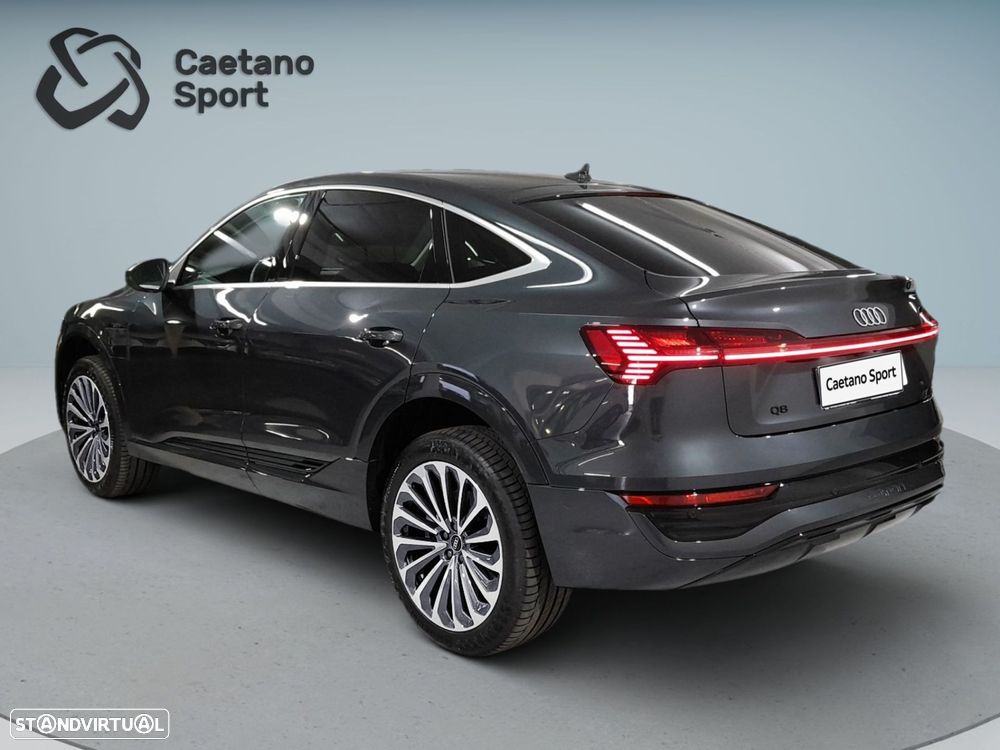 Audi Q8 e-Tron Sportback 55 quattro Advanced - 7