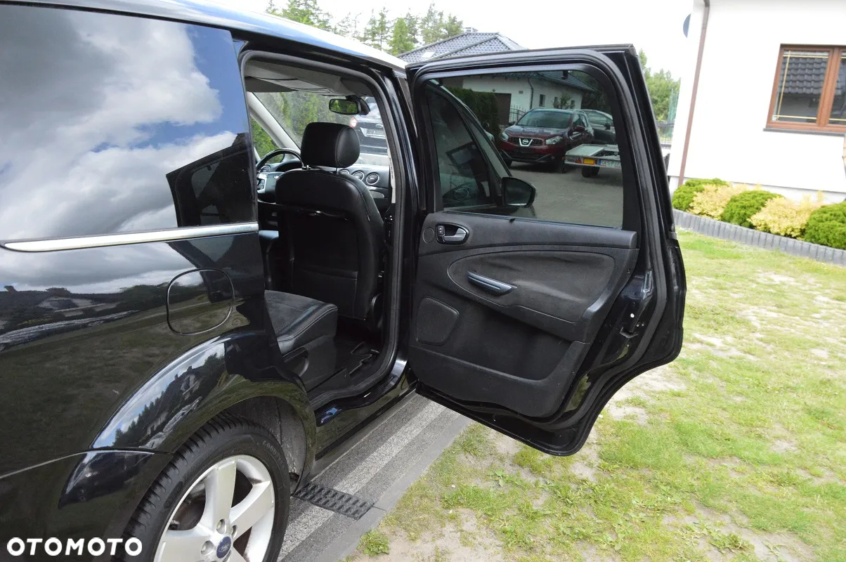 Ford Galaxy 2.0 TDCi Titanium - 32