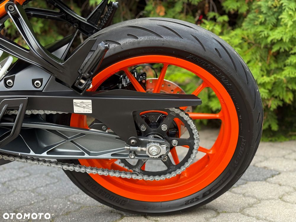 KTM RC 125 - 34
