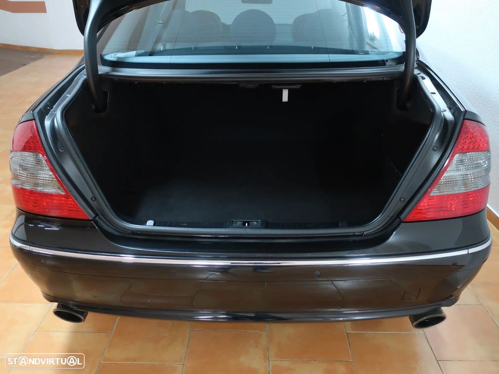 Mercedes-Benz E 280 Avantgarde - 12