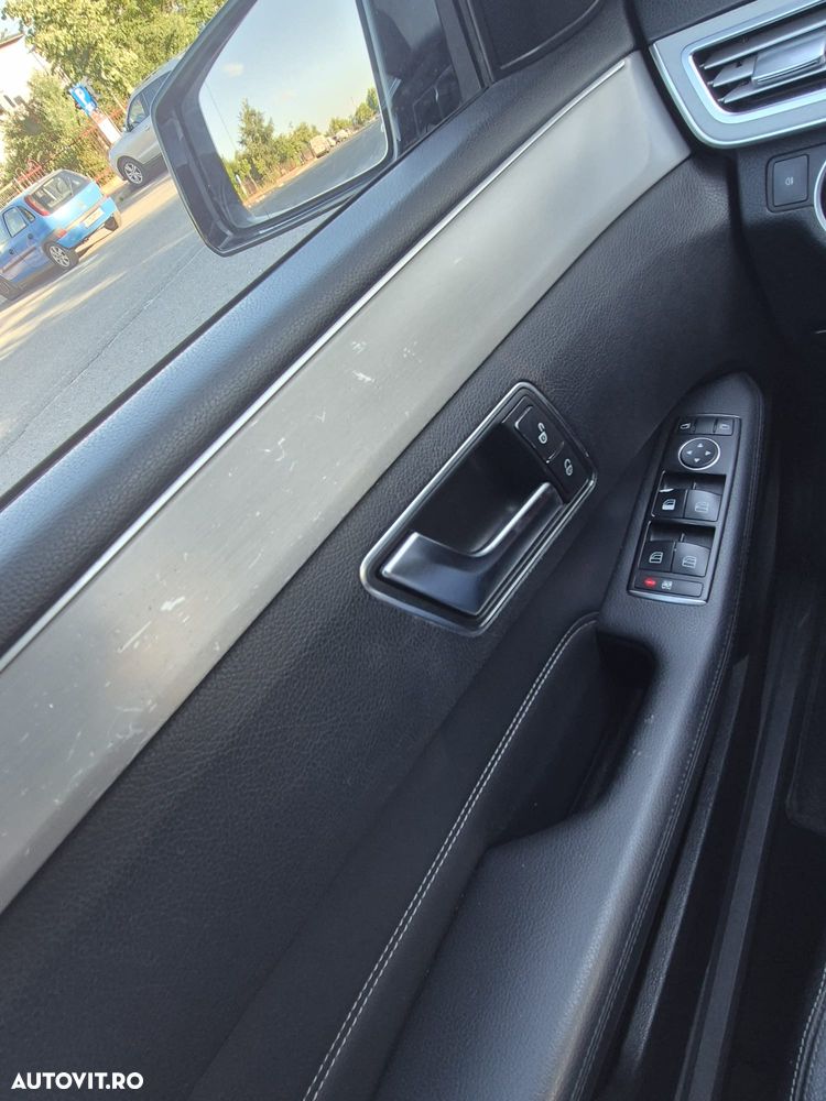Mercedes-Benz E 200 BlueTEC 7G-TRONIC - 4