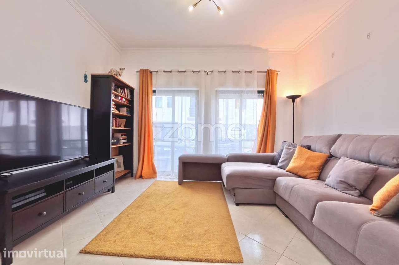Apartamento T2+1 em Silves com lugar de garagem e terraço - Grande imagem: 3/28