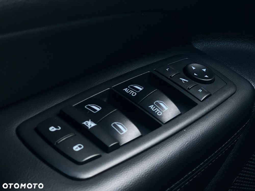 Jeep Grand Cherokee 3.0 CRD Night Eagle - 20