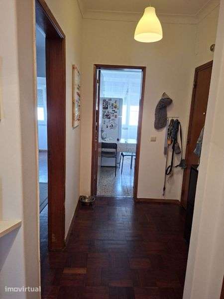Apartamento T2 soalheiro junto à Loja do Cidadão de Cacém - Grande imagem: 3/12