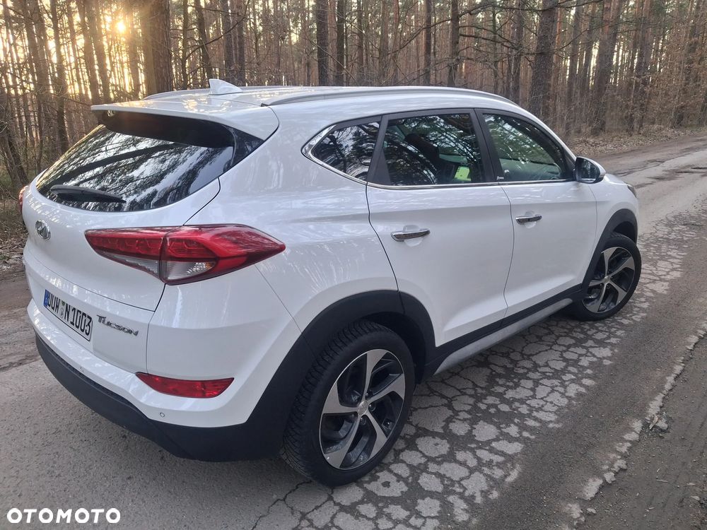 Hyundai Tucson blue 1.7 CRDi 2WD Passion - 11