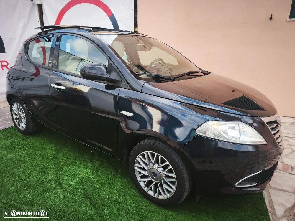 Lancia Ypsilon 1.2 S&S Platinum - 29